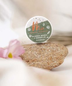 Glinena maska s konopljo